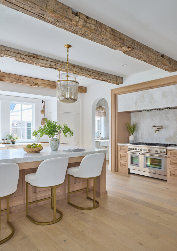 Beautiful hardwood / luxury vinyl plank, tile design & craftsmanship, & carpet and area rug design & installation by Quality Flooring by Frank Milea