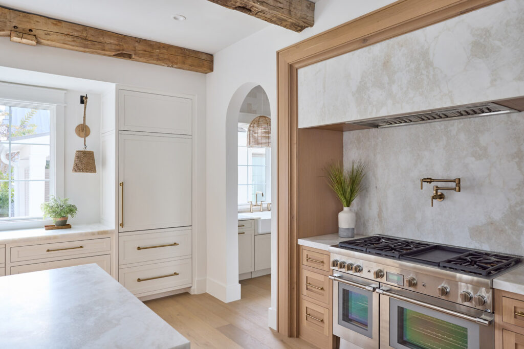 Beautiful hardwood / luxury vinyl plank, tile design & craftsmanship, & carpet and area rug design & installation by Quality Flooring by Frank Milea