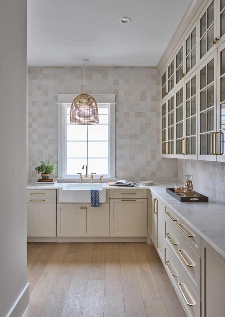 Beautiful hardwood / luxury vinyl plank, tile design & craftsmanship, & carpet and area rug design & installation by Quality Flooring by Frank Milea