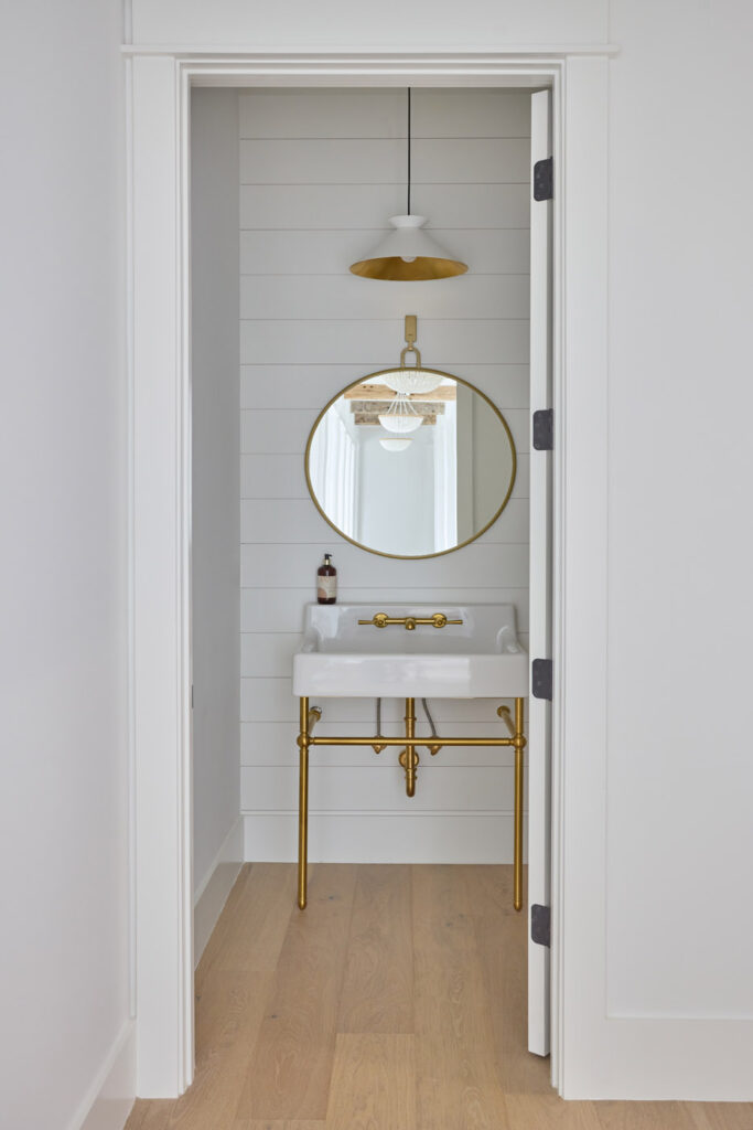 Beautiful hardwood / luxury vinyl plank, tile design & craftsmanship, & carpet and area rug design & installation by Quality Flooring by Frank Milea