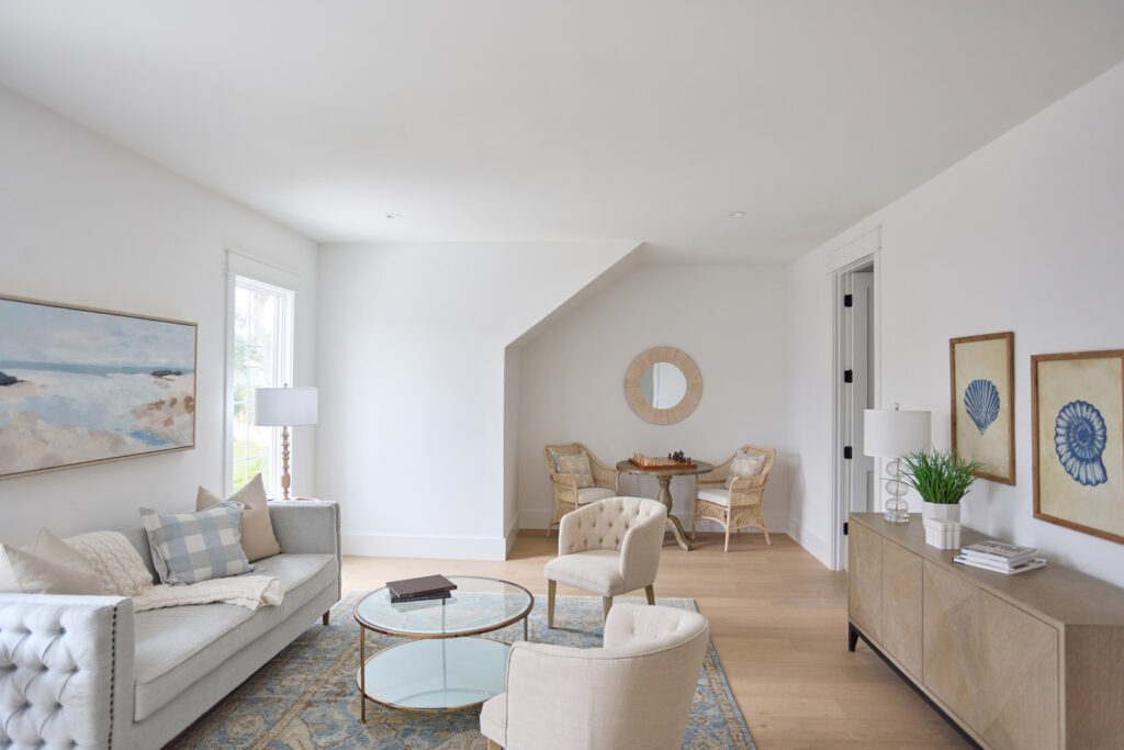 Beautiful hardwood / luxury vinyl plank, tile design & craftsmanship, & carpet and area rug design & installation by Quality Flooring by Frank Milea